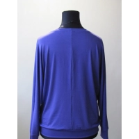 Niebieska bluzka z dzianiny wiskozowej z długim rękawem