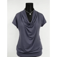 Bluzka krótki rękaw z lejącym dekoltem typu woda