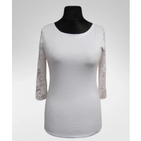 Bluzka Laura - gładka z rękawami z koronki