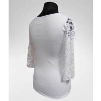 Bluzka Laura - gładka z rękawami z koronki