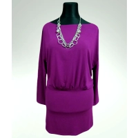 Sukienka Mika z marszczeniem tuszującym brzuszek - fuksja