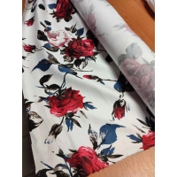 Bawełna satynowa drukowana NA SUKIENKI czerwone róże - 0,5m