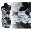 Sukienka plażowa na szelkach - czarne i białe kwiaty