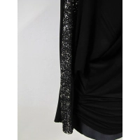 Tunika kimono z połyskującymi złotem lampasami