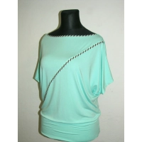 Bluzeczka kimono zdobiona biało/czarną lamówką