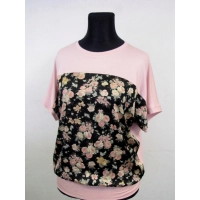 Bluzka z delikatnym jedwabnym przodem w różyczki