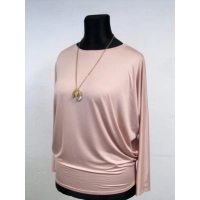 Brzoskwiniowa bluzka dla puszystej w stylu oversize