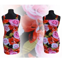 Sukienka plażowa na szelkach - czerwone lilie i róże