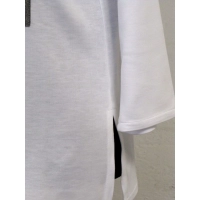 Tunika dresowa z golfem i srebrną kieszonką - biała