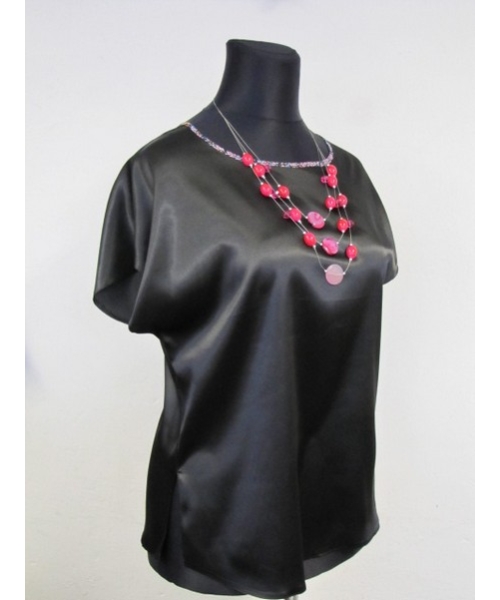 Bluzka Kimono satynowa - czarna z kwiatową lamówką