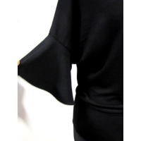 Bluzeczka kimono z rękawem zakończonym falbanką