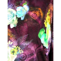 Bluzeczka fioletowa z kremowymi różami - rękaw dzwonek