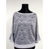 Ażurowa bluzka kimono z falbanką na rękawach