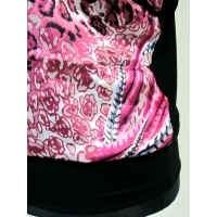 Bluzka kimono z amarantowym wzorem na przodzie