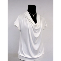 Bluzka krótki rękaw z lejącym dekoltem typu woda