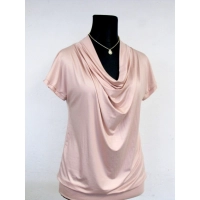 Bluzka krótki rękaw z lejącym dekoltem typu woda - pudrowa