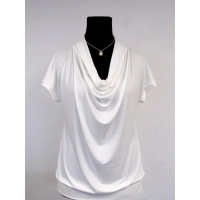 Bluzka krótki rękaw z lejącym dekoltem typu woda