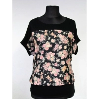 Bluzka kimono z wzorem na przodzie - różyczki