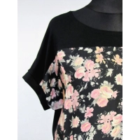 Bluzka kimono z wzorem na przodzie - różyczki