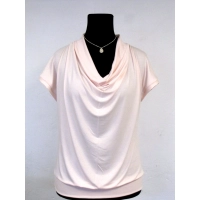 Bluzeczka krótki rękaw z lejącym dekoltem typu woda - róż