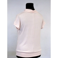 Bluzeczka krótki rękaw z lejącym dekoltem typu woda - róż