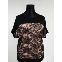 Bluzeczka z szydełkową koronką czarno/łososiowa