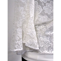 Ażurowa bluzka kimono z falbanką na rękawach