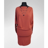 Sukienka Noemi z luźnym rękawem kimono i dekoltem łódka