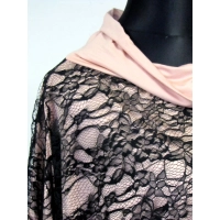 Bluzka koronkowa z falbaniastym mankietem i golfem