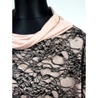 Bluzka koronkowa z falbaniastym podwójnym mankietem